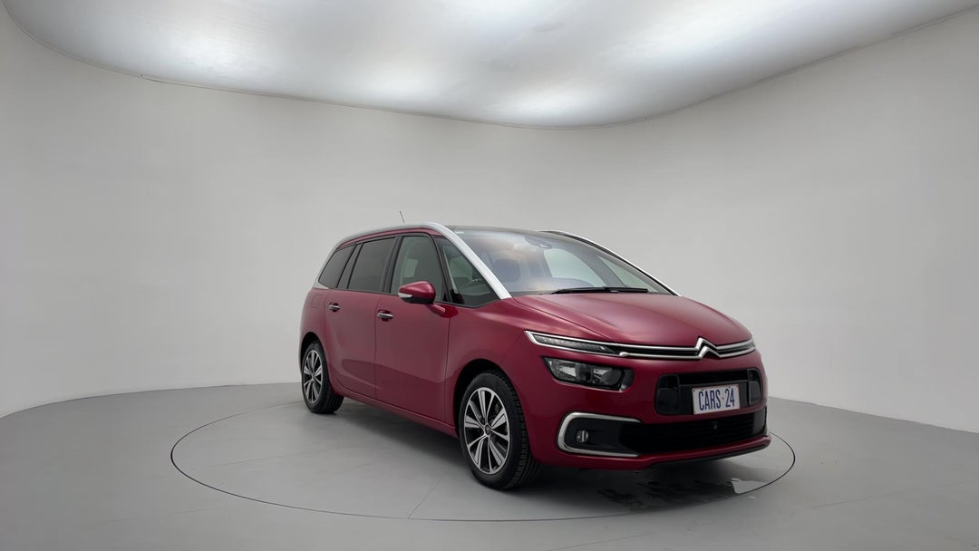 Right Front Diagonal (45- Degree) View