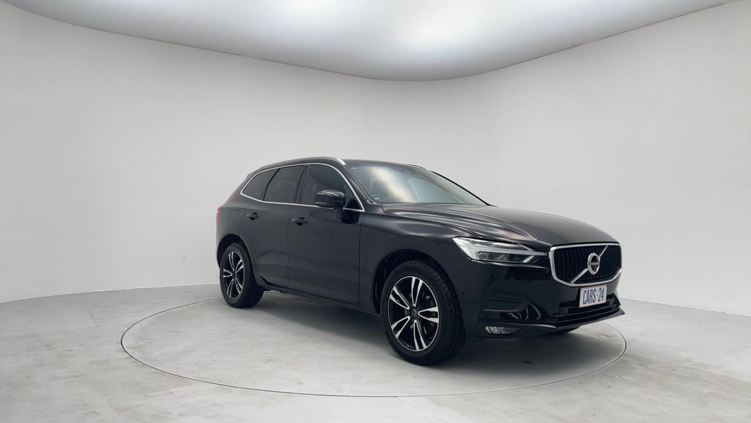 Right Front Diagonal (45- Degree) View