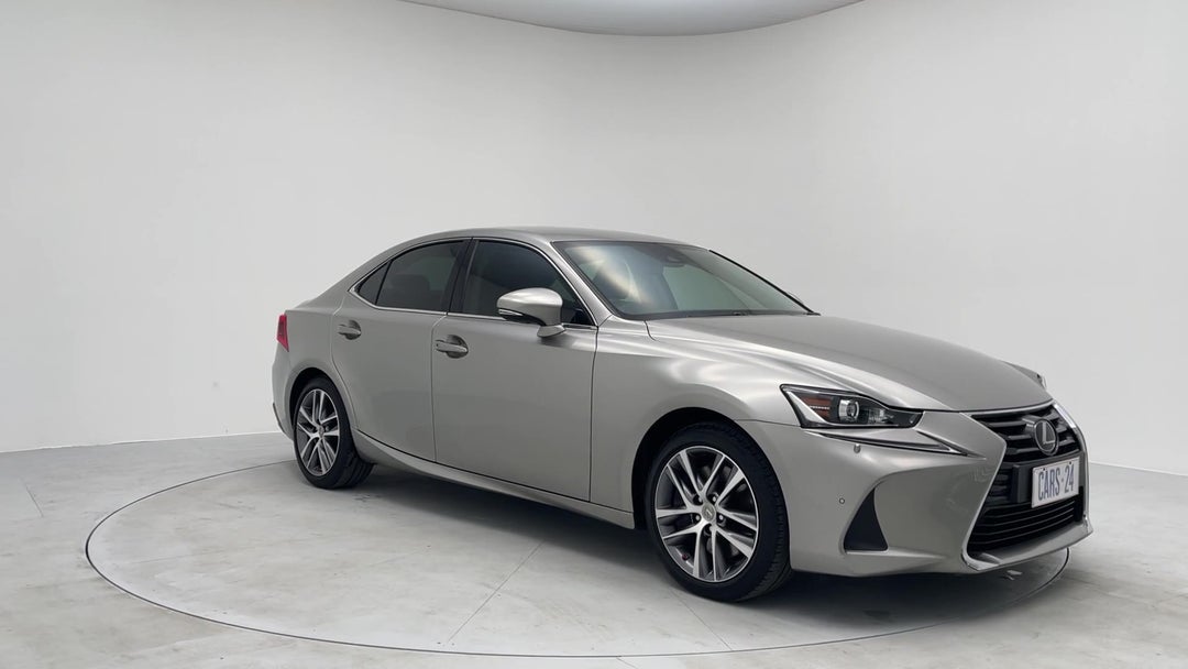 Right Front Diagonal (45- Degree) View