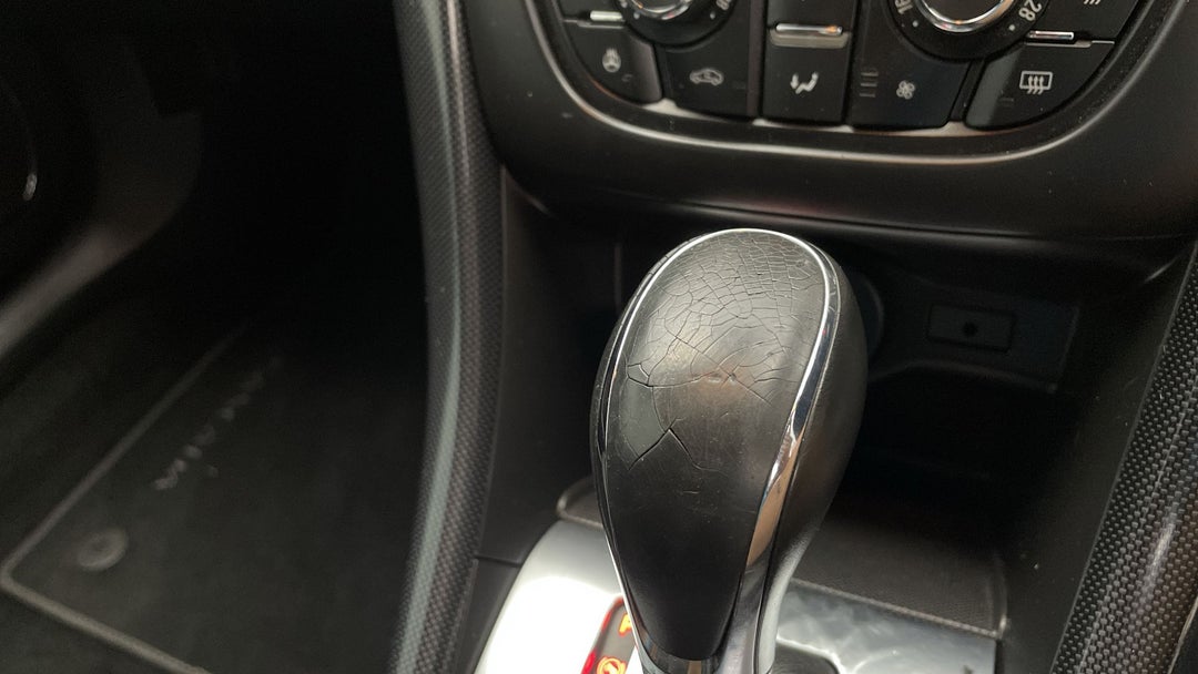 Gear Lever Knob Broken