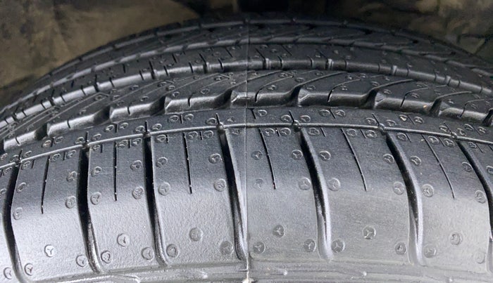 2015 Hyundai Creta 1.6 S, Petrol, Manual, 71,814 km, Right Front Tyre Tread