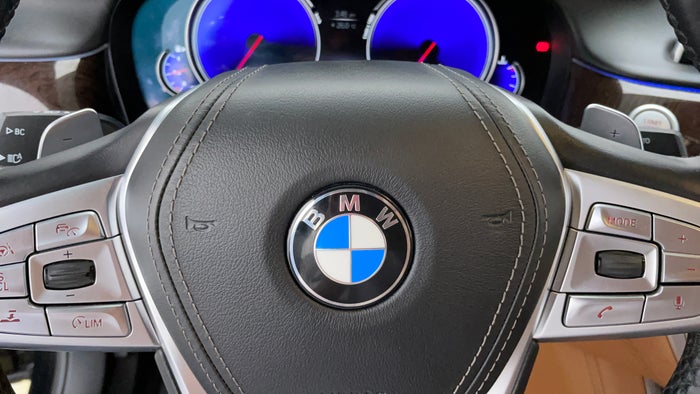 BMW 7 SERIES-Paddle Shift