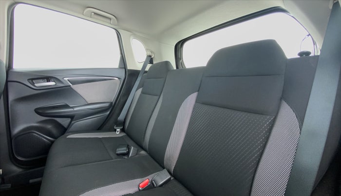 2017 Honda WR-V 1.2 i-VTEC VX MT, Petrol, Manual, 43,377 km, Right Side Rear Door Cabin