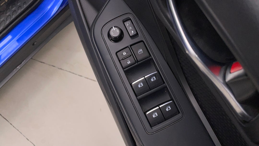 Drivers Side Door Panel Controls