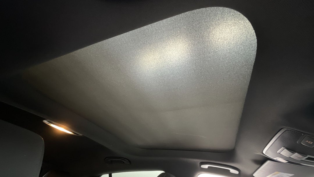 Interior Sunroof/Moonroof
