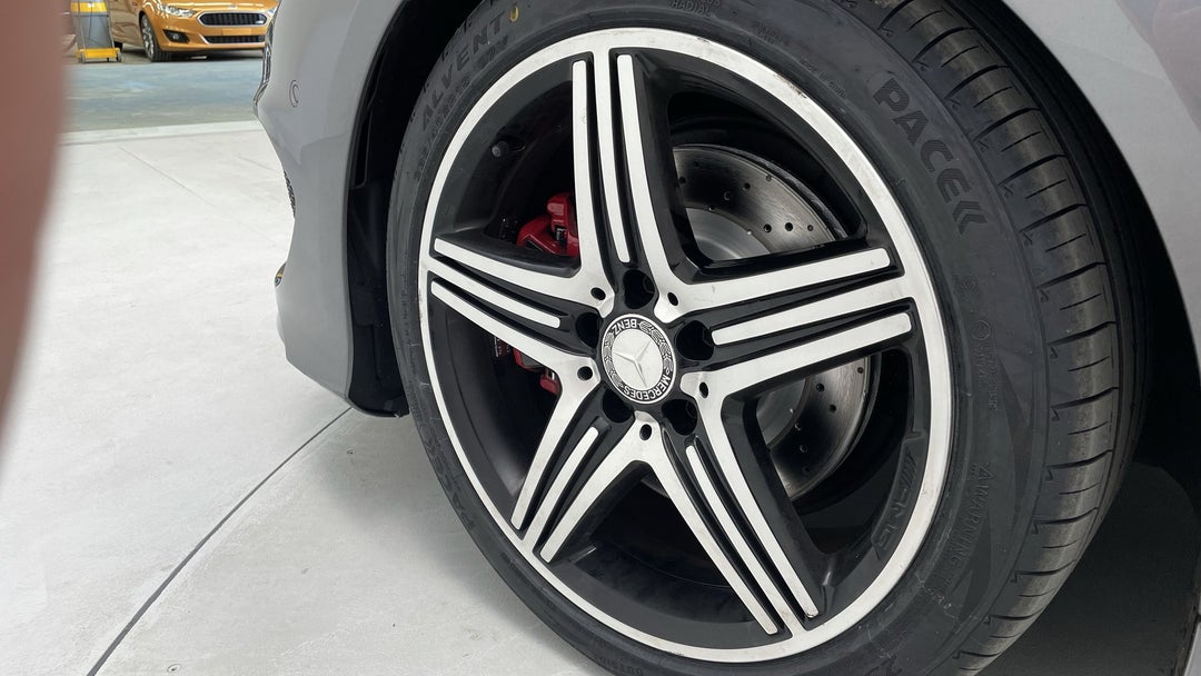 Wheels Rim Front LHS Gutter Rash