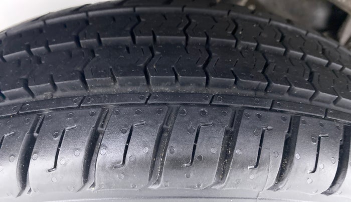 2018 Maruti Eeco 5 STR WITH AC PLUSHTR, Petrol, Manual, 34,456 km, Left Rear Tyre Tread