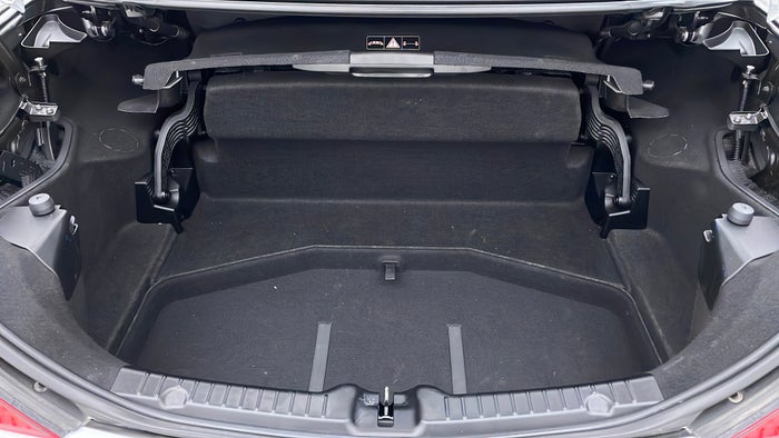 Mercedes Benz SLK-Class-Boot Inside View