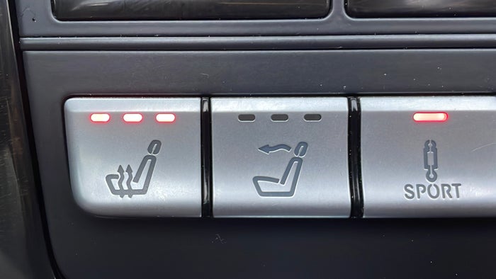 Mercedes Benz SLK-Class-Heated Seats