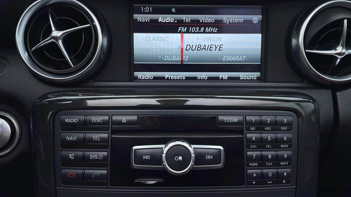Mercedes Benz SLK-Class-Infotainment System