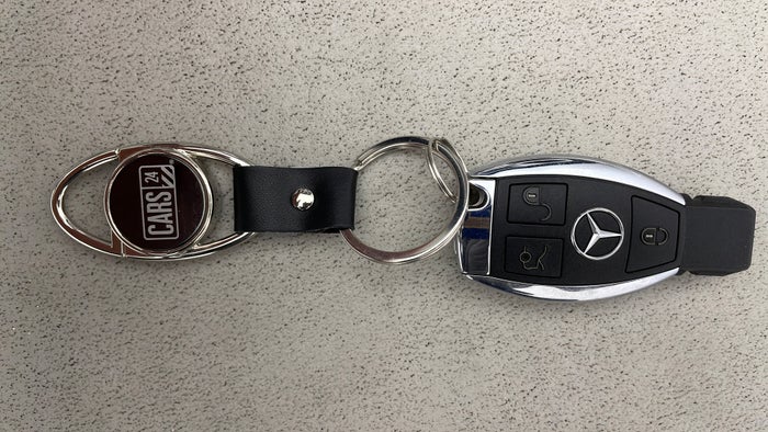 Mercedes Benz SLK-Class-Key Close-up