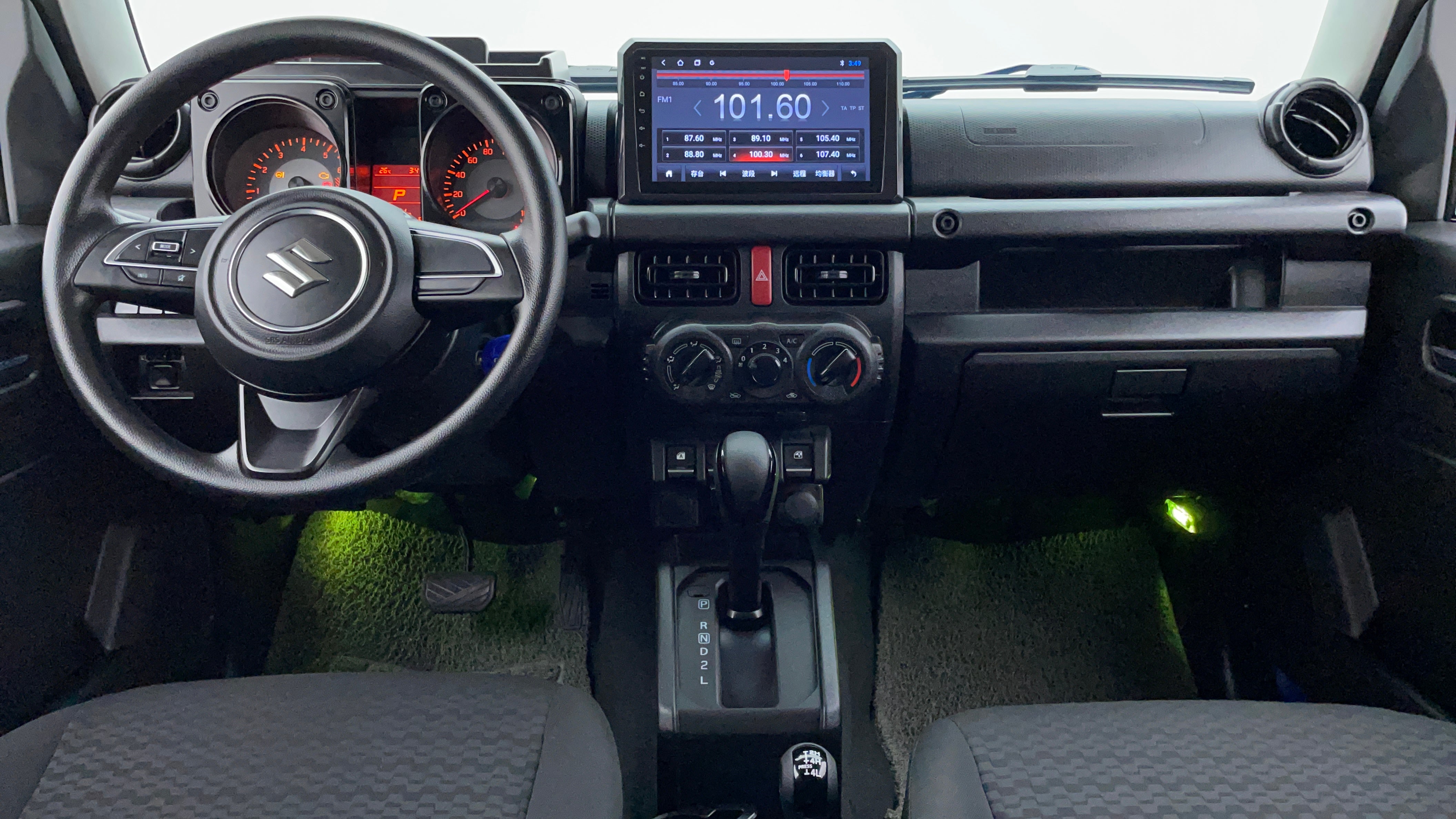 Suzuki Jimny-Dashboard View