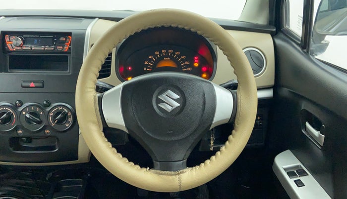 2017 Maruti Wagon R 1.0 LXI, CNG, Manual, 1,02,222 km, Steering Wheel Close Up