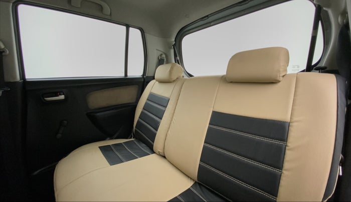 2017 Maruti Wagon R 1.0 LXI, CNG, Manual, 1,02,222 km, Right Side Rear Door Cabin