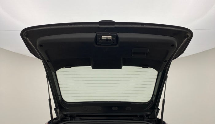2015 Fiat Avventura EMOTION MULTIJET 1.3, Diesel, Manual, 59,581 km, Boot Door Open