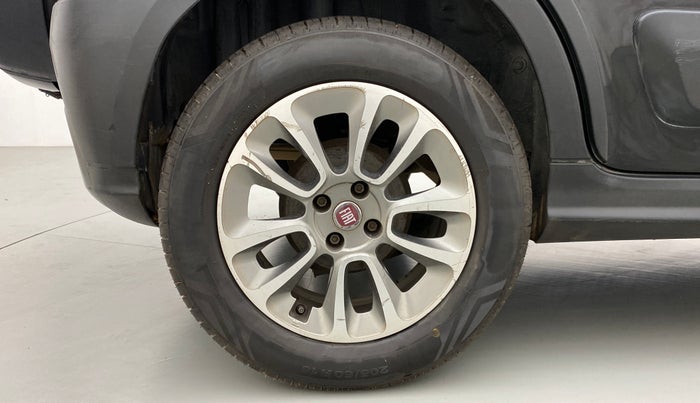2015 Fiat Avventura EMOTION MULTIJET 1.3, Diesel, Manual, 59,581 km, Right Rear Wheel