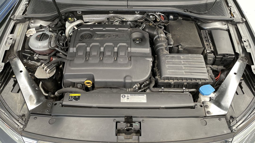 Open Bonnet (Engine)