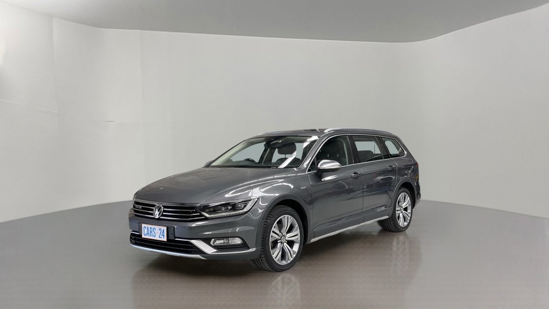 Left Front Diagonal (45- Degree) View