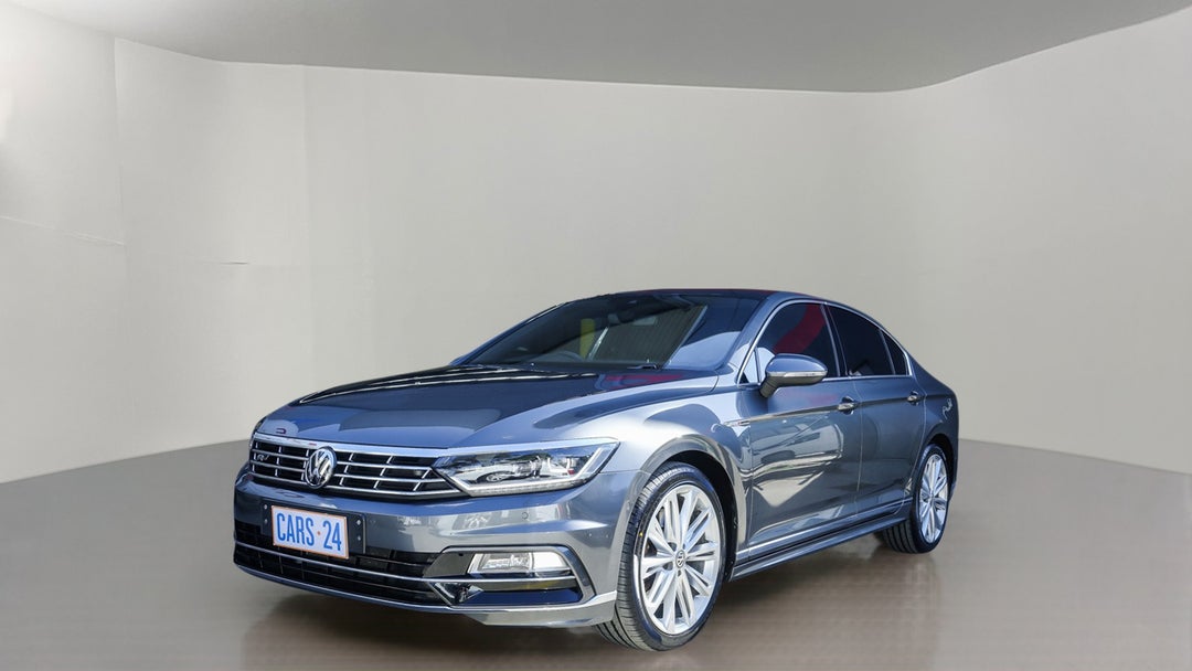 Left Front Diagonal (45- Degree) View