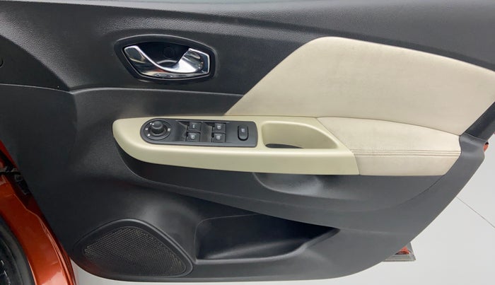2017 Renault Captur PLATINE DUAL TONE, Diesel, Manual, 27,684 km, Driver Side Door Panels Control