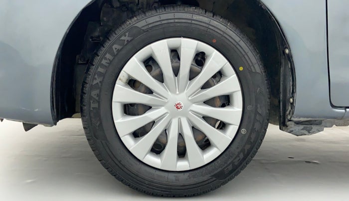 2014 Toyota Etios Liva D 4D GD, Diesel, Manual, 1,76,983 km, Left Front Wheel