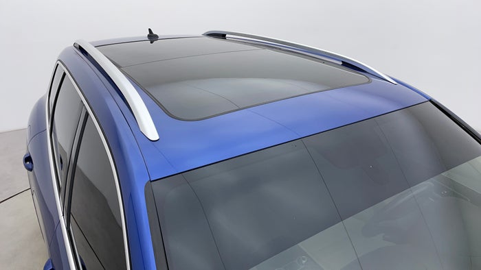 Volkswagen Touareg-Roof/Sunroof View