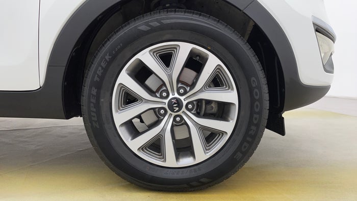 Kia Sportage-Right Front Tyre