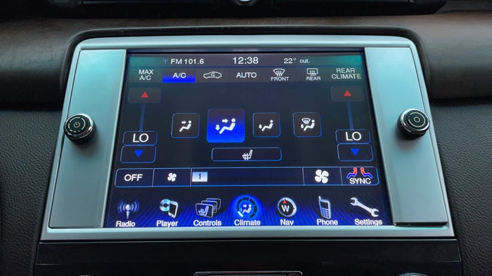 Maserati Quattroporte-Automatic Climate Control