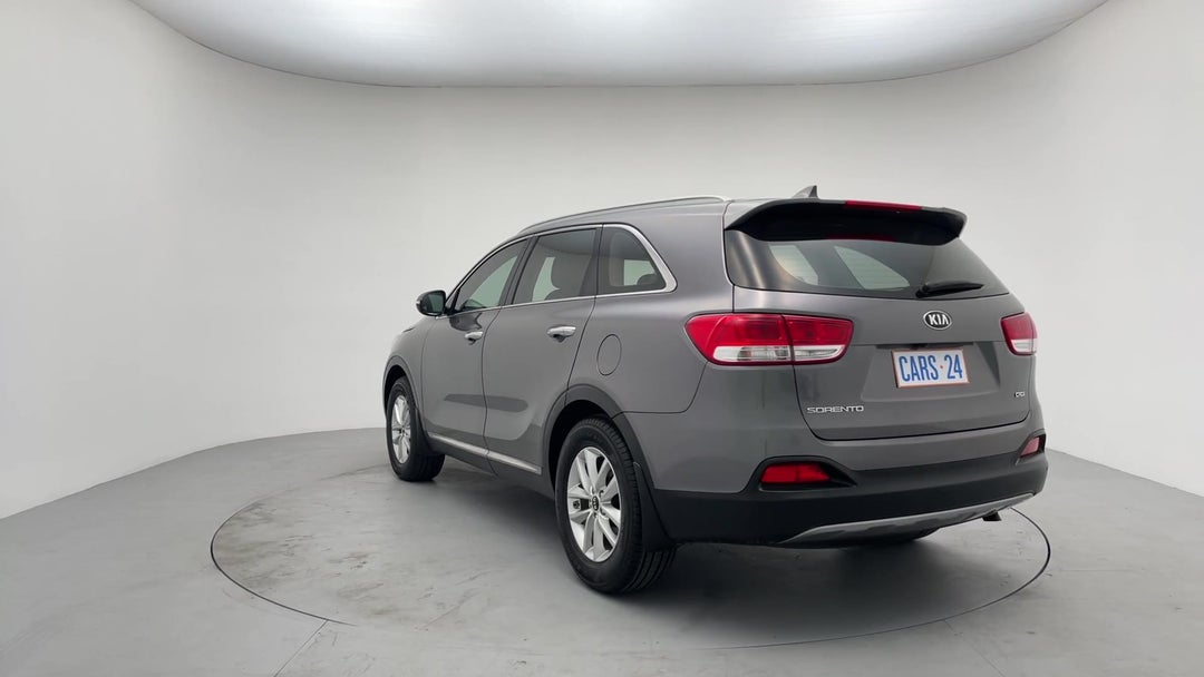 Left Back Diagonal (45- Degree) View