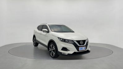 2018 Nissan Qashqai St-l Automatic, 40k km Petrol Car
