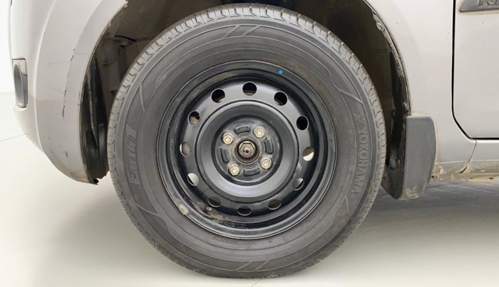2012 Maruti Ritz VXI, Petrol, Manual, 97,514 km, Left Front Wheel