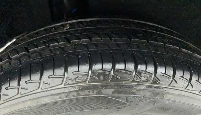 2018 Maruti Baleno DELTA 1.2 K12, Petrol, Manual, 7,950 km, Right Rear Tyre Tread