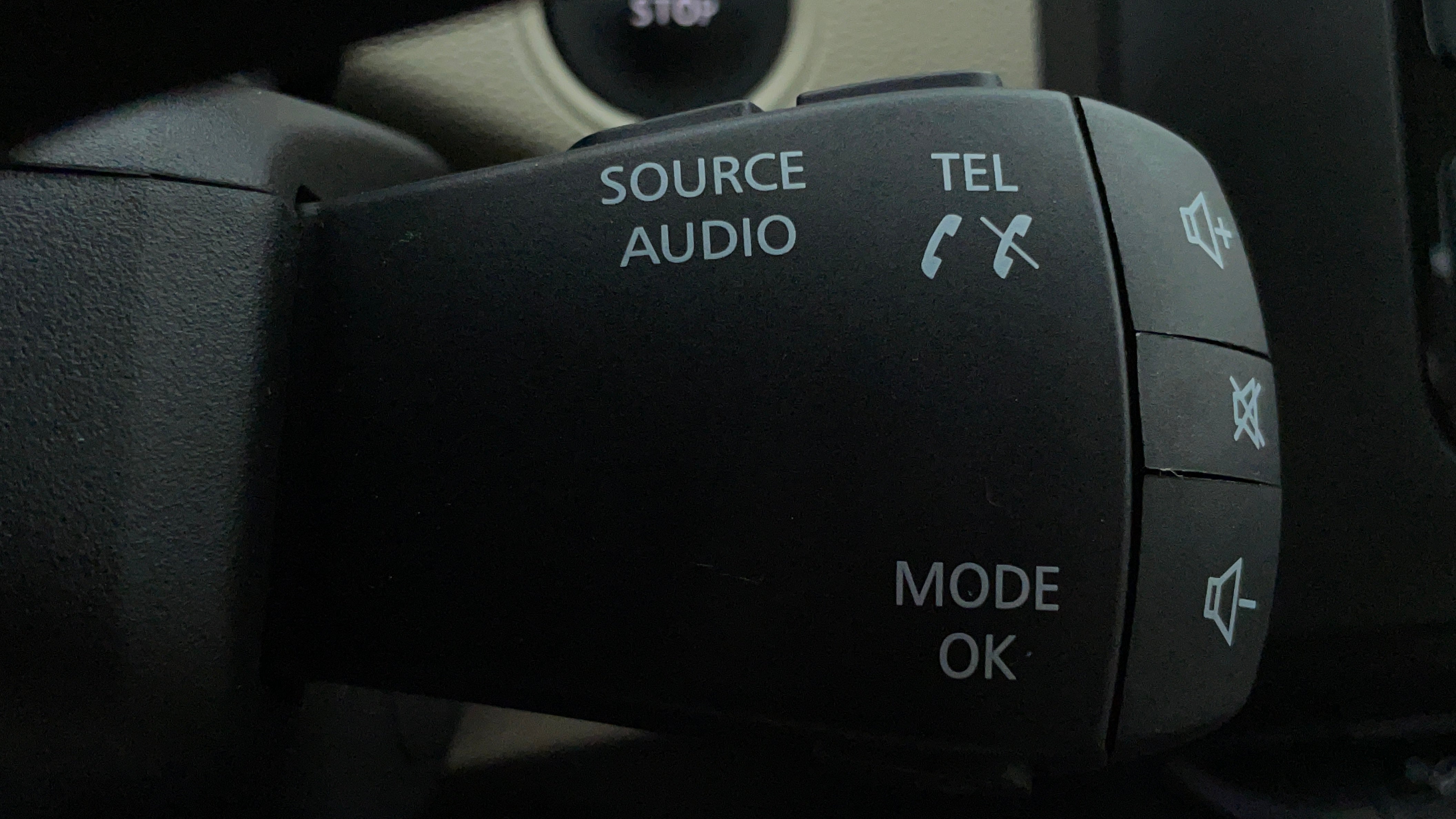 Renault Duster-Drivers Control