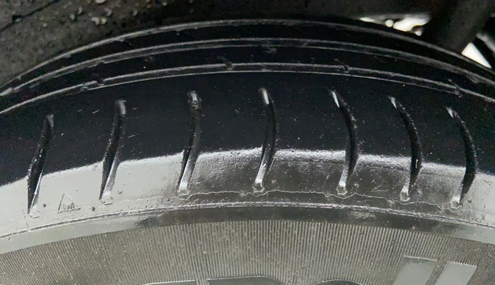 2018 Maruti Wagon R 1.0 LXI CNG, CNG, Manual, 88,008 km, Left Rear Tyre Tread