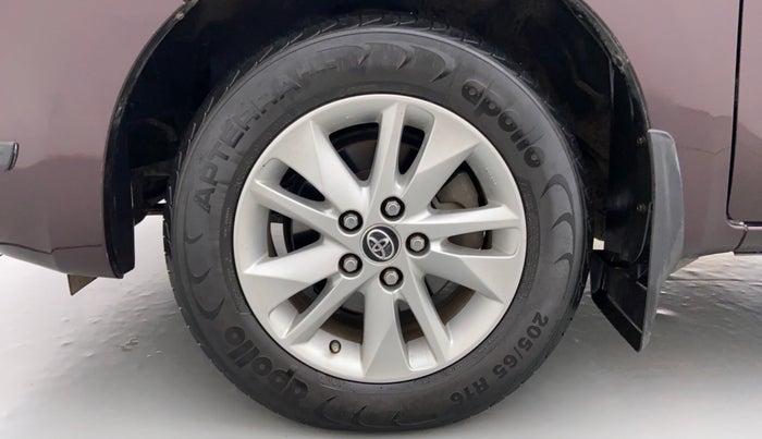 2018 Toyota Innova Crysta 2.8 GX AT 8 STR, Diesel, Automatic, 38,487 km, Left Front Wheel