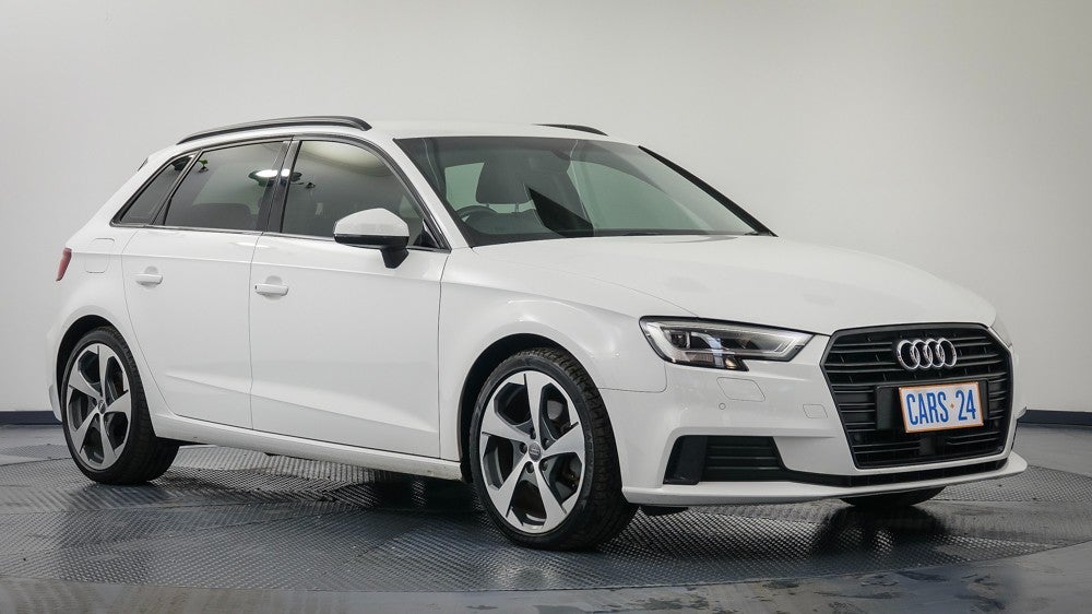 Right Front Diagonal (45- Degree) View