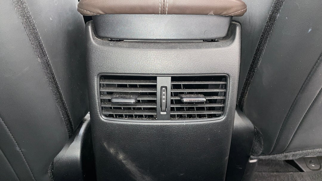 Rear A/C Vent