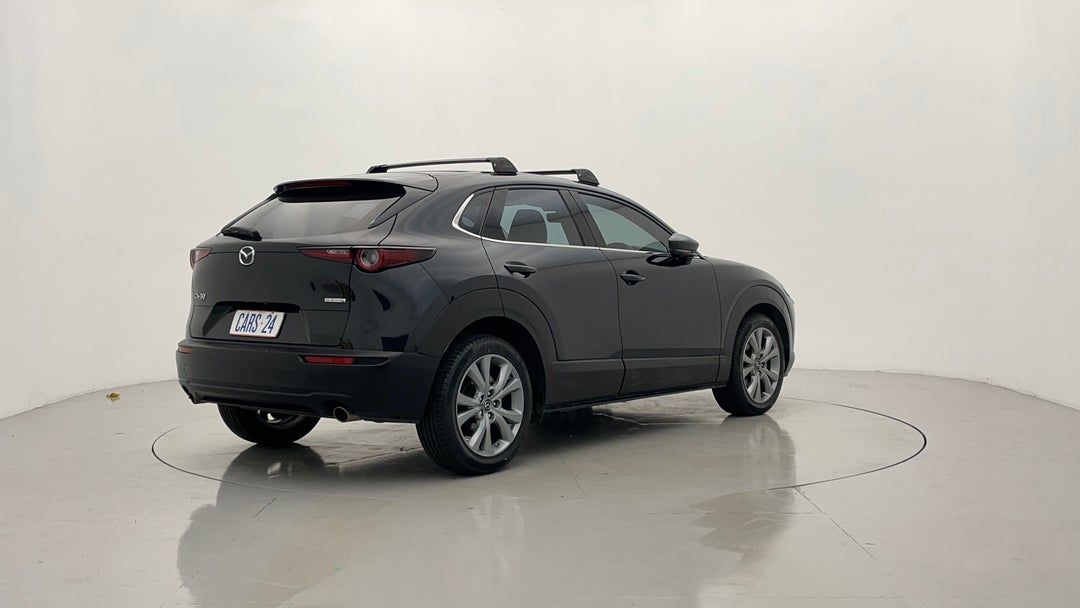 Right Back Diagonal (45- Degree) View