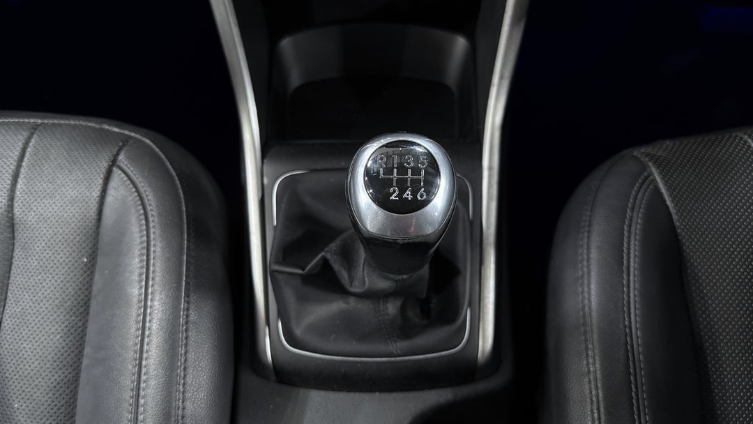 2016 Hyundai i30 Active X, Manual, 74462 km, Gear Lever 