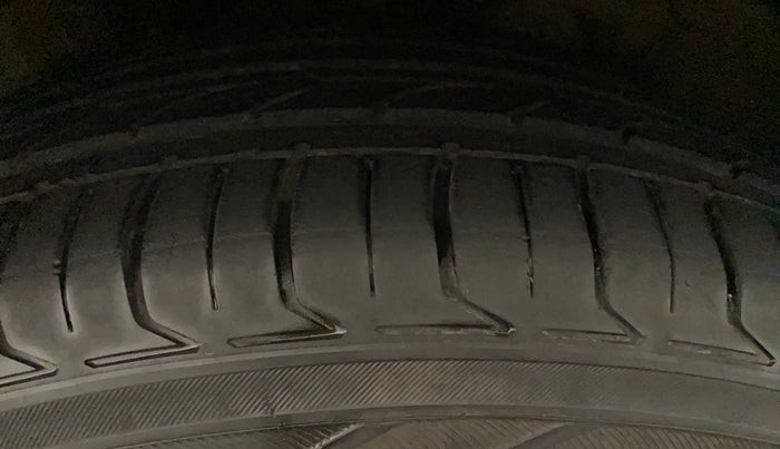 2018 Tata NEXON XZA PLUS DIESEL, Diesel, Automatic, 76,975 km, Left Front Tyre Tread