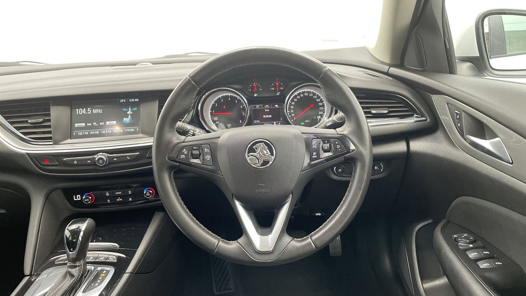2018 Holden Commodore Lt, Automatic, 77133 km, Steering Wheel Close-up