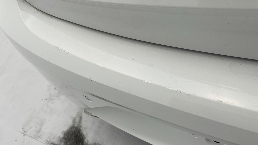 2018 Holden Commodore Lt, Automatic, 77133 km, Bumper Rear Scratch