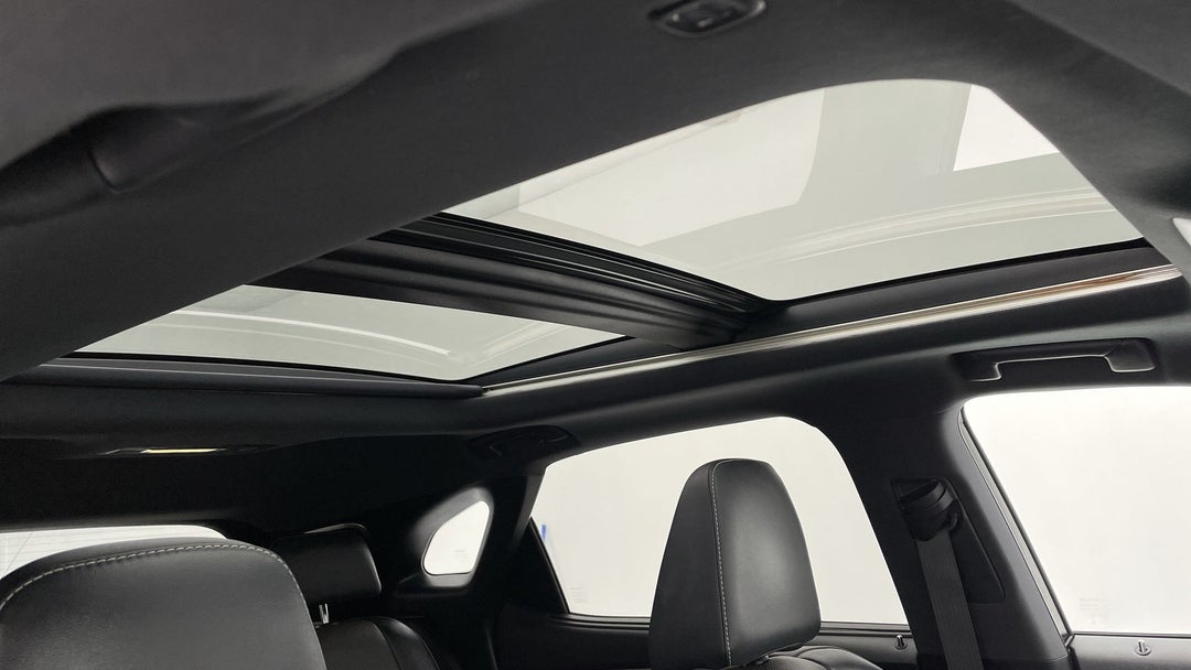 Interior Sunroof/Moonroof