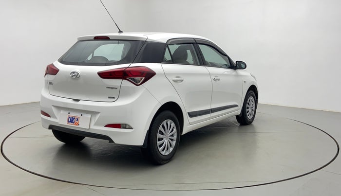 2016 Hyundai Elite i20 MAGNA 1.2, Petrol, Manual, 28,761 km, Right Back Diagonal (45- Degree) View