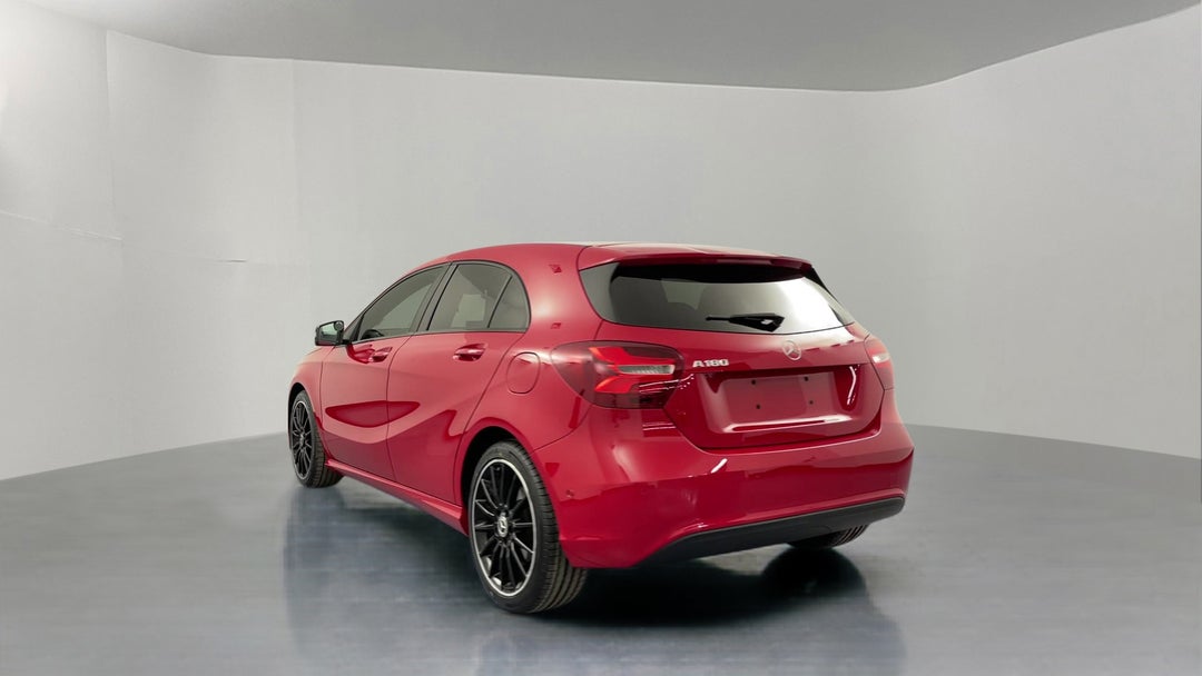 Left Back Diagonal (45- Degree) View