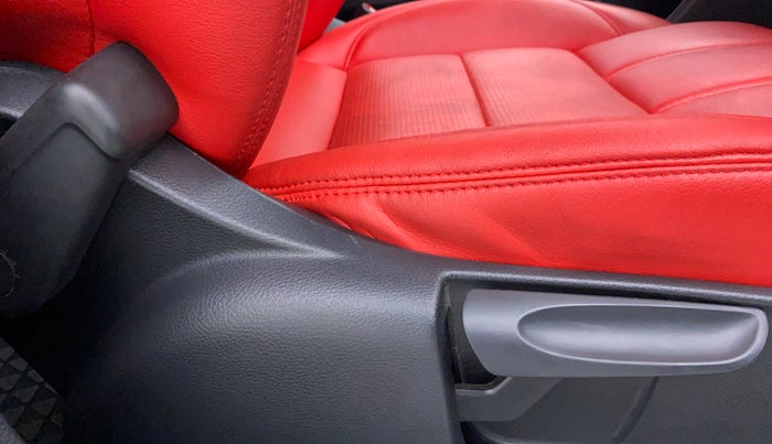 2017 Volkswagen Polo COMFORTLINE 1.2L PETROL, Petrol, Manual, 28,463 km, Driver Side Adjustment Panel