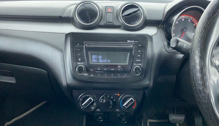2018 Maruti Swift VXI AMT D, Petrol, Automatic, 36,917 km, Air Conditioner
