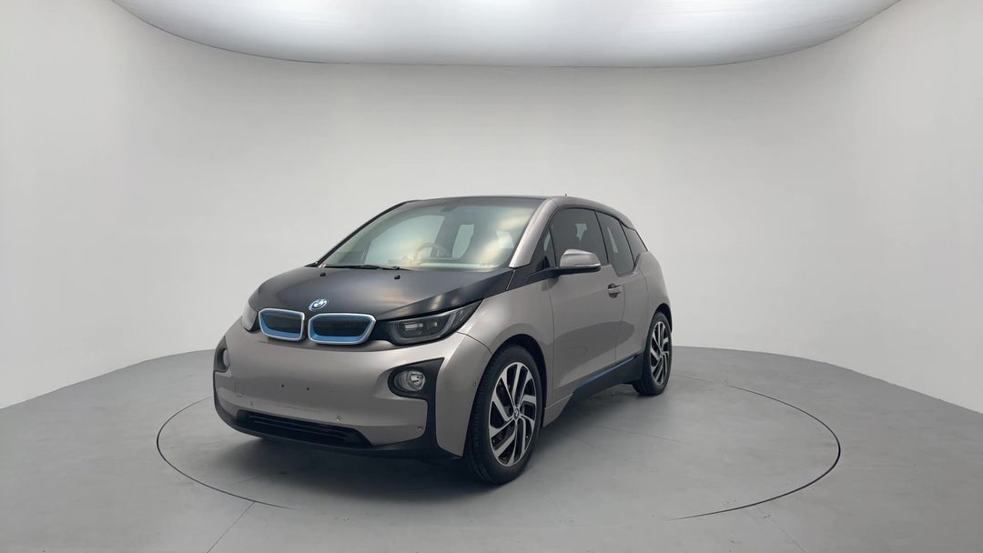 Left Front Diagonal (45- Degree) View