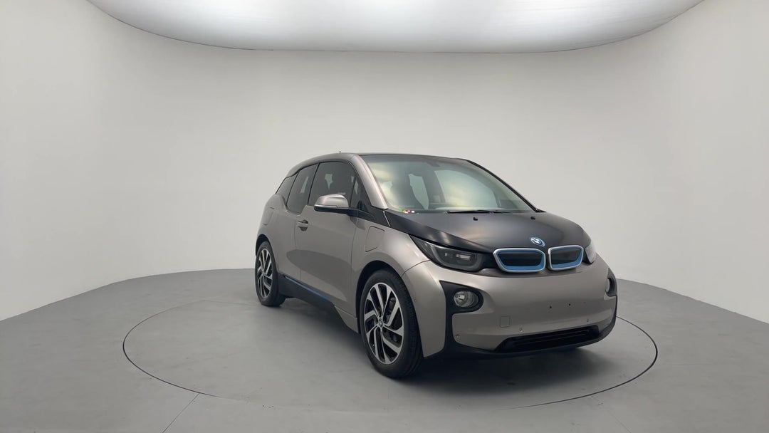 Right Front Diagonal (45- Degree) View