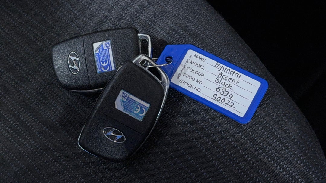 2018 Hyundai Accent Sport, Automatic, 121604 km, Key Close-up